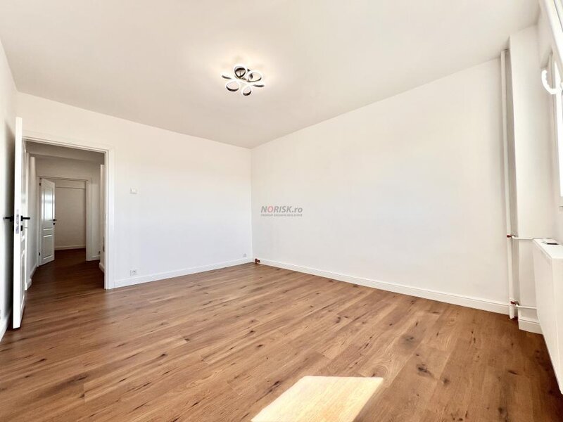 Trei camere parc Tineretului, Panoramic, 85 mp, 1991, etaj 5, metrou,